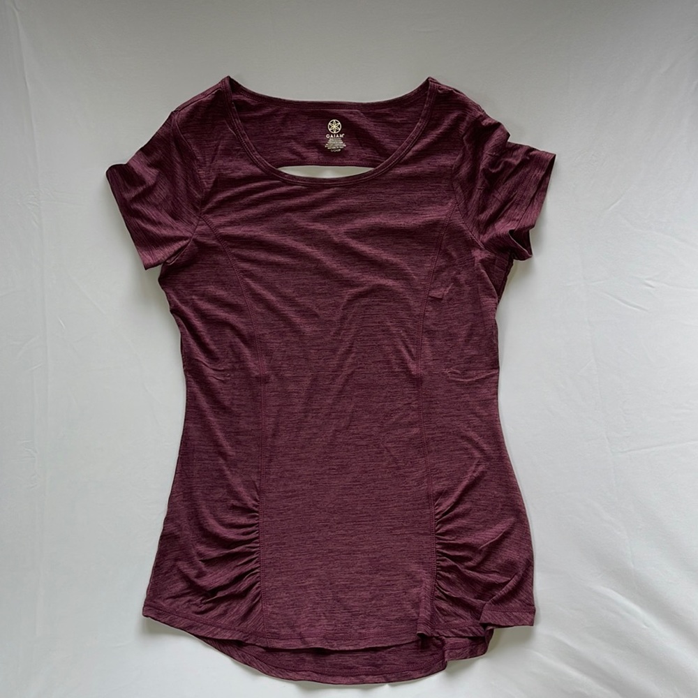 Gaiam Energy Yoga Tee size Small